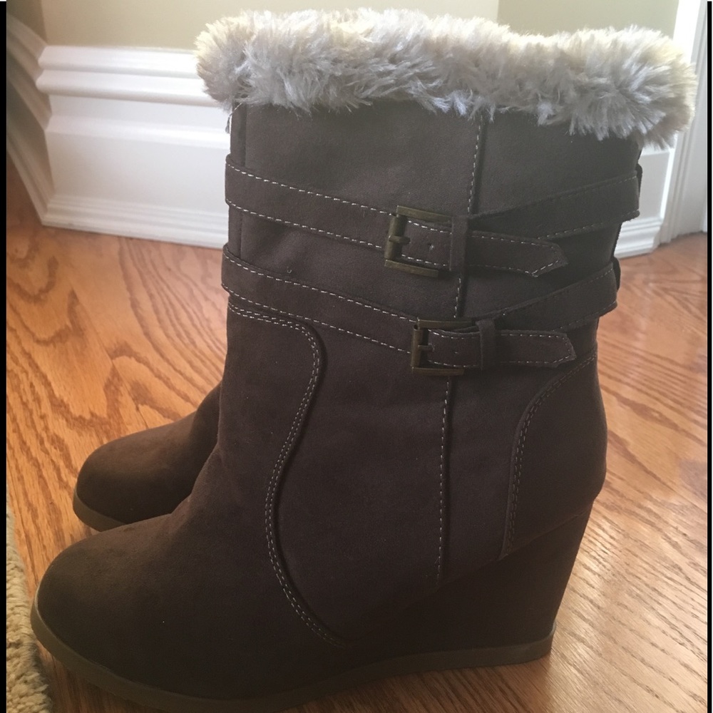 Dressbarn Boots